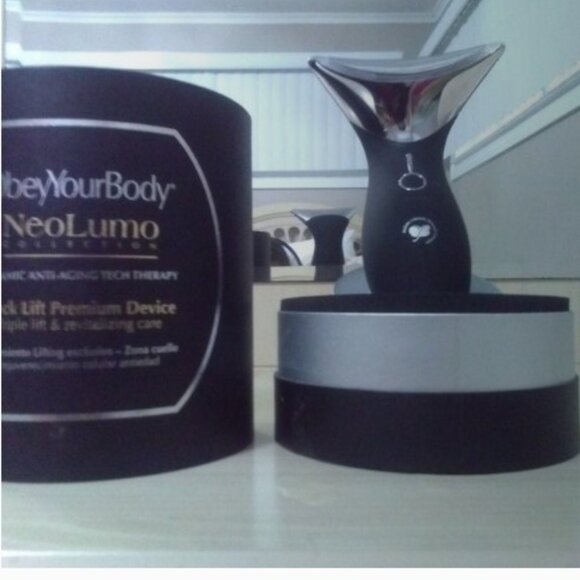 NEOLUMO ObeyYourBody NECK LIFT PREMIUM DEVICE-TRIPLE LIFT & REVITALIZNG CARE-NEW - Picture 4 of 4